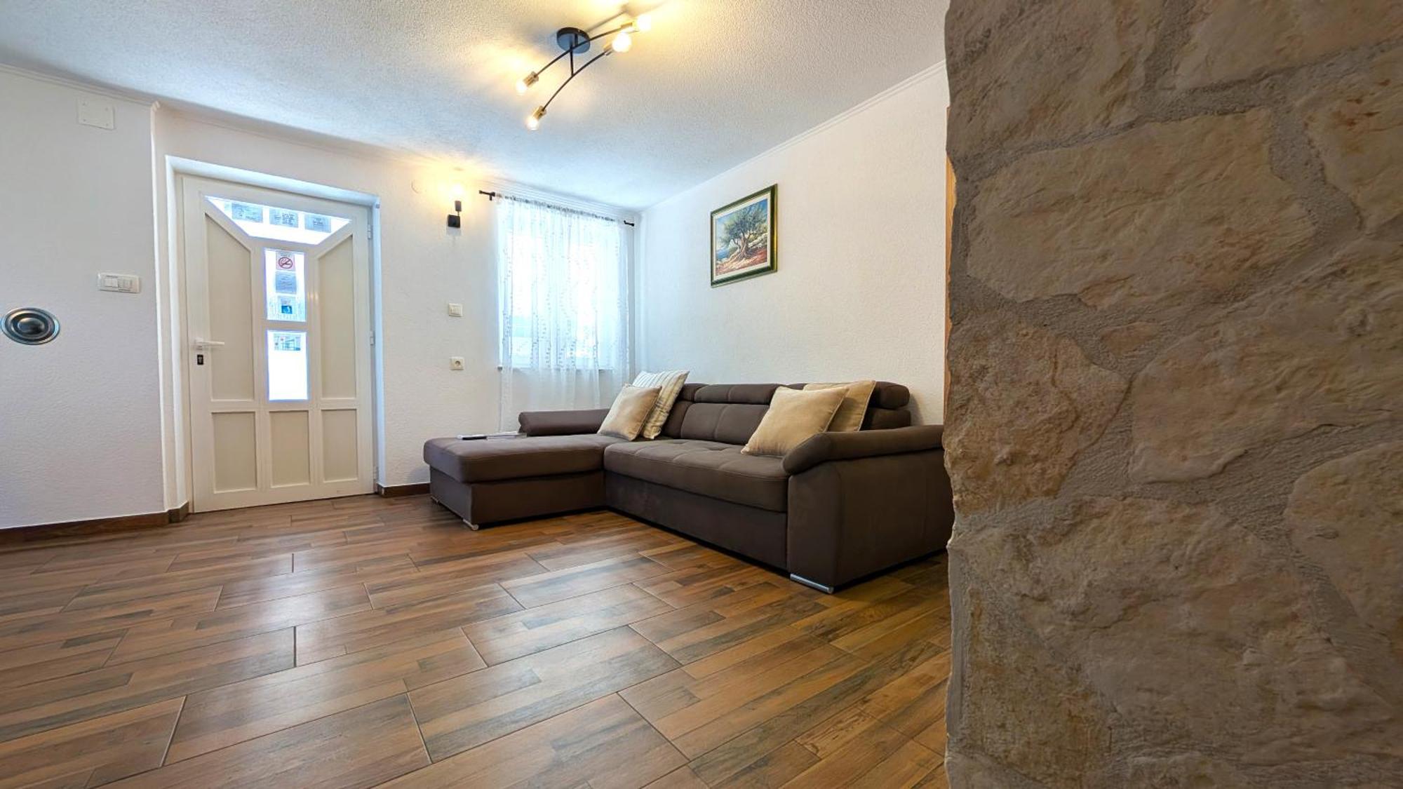 Modern 3Br Apartments In Zadar With Balcony Or Terrace, Free Parking & Ac Room photo